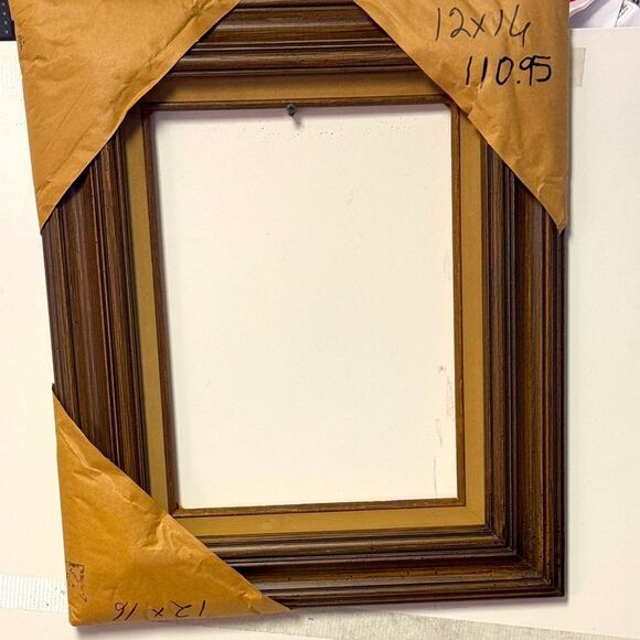 Elegant Brown Wooden Wall Frame - Picture 1 of 7